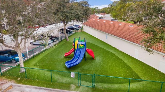 4620 Saint Croix LN 914, Naples, FL 34109