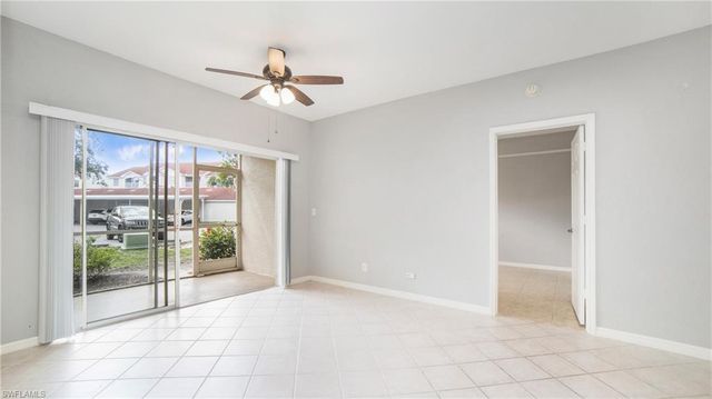 4620 Saint Croix LN 914, Naples, FL 34109
