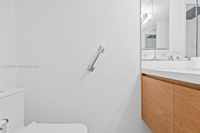 2301 Collins Ave 504, Miami Beach, FL 33139