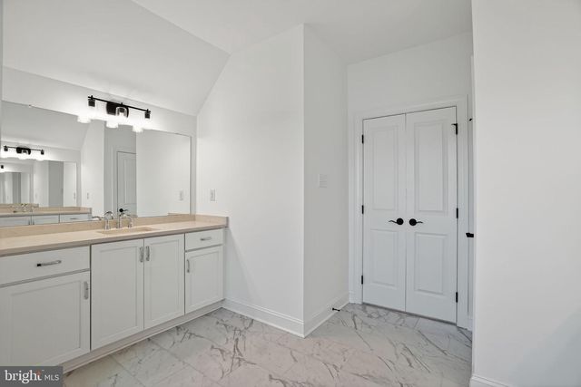 409 LONGVIEW DR, Collegeville, PA 19426