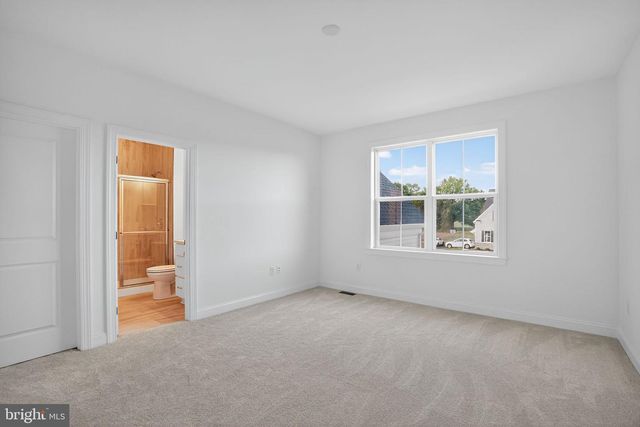 409 LONGVIEW DR, Collegeville, PA 19426