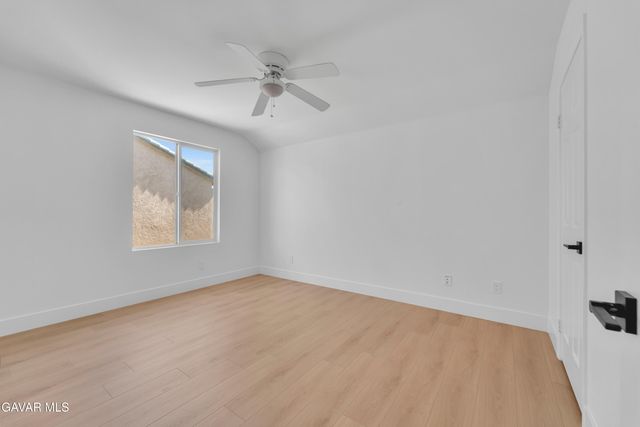 5816 W Avenue K13, Lancaster, CA 93536