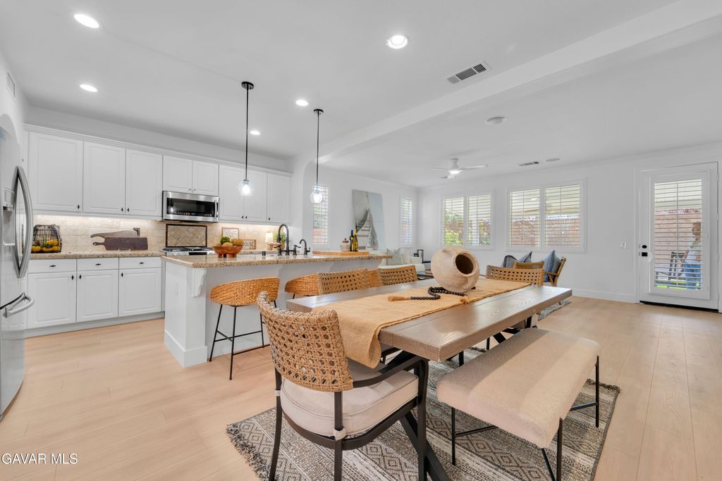 5816 W Avenue K13, Lancaster, CA 93536