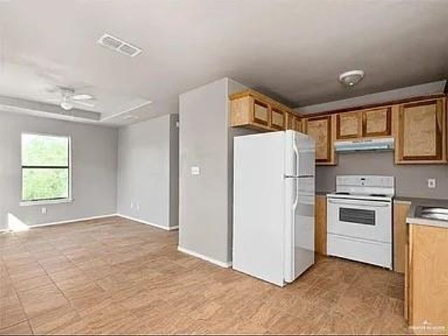 1426 E Rogers Road 47, Edinburg, TX 78542