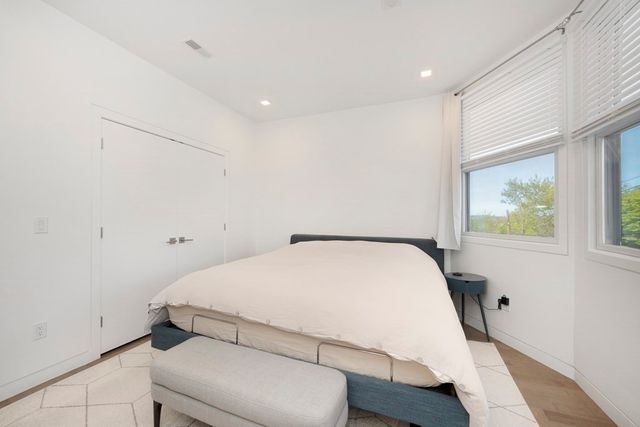 86 Fremont St 2, Somerville, MA 02145