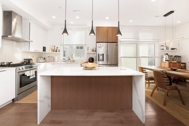 86 Fremont St 2, Somerville, MA 02145