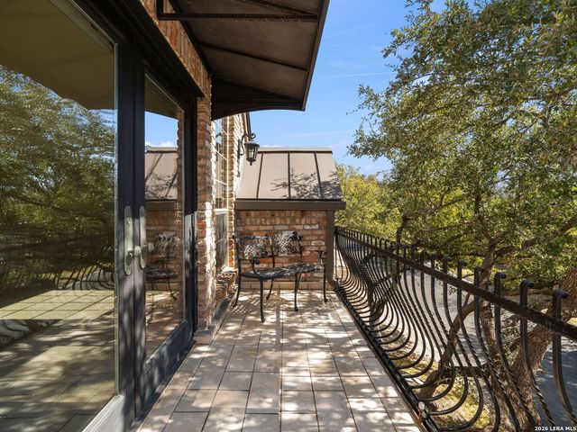 9 Rugby Lane, San Antonio, TX 78257