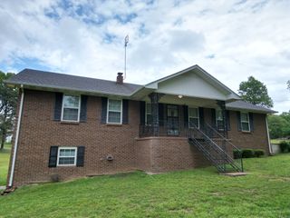 2055 Chisholm Rd, Iron City, TN 38463