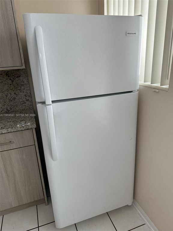 375 E 4th St 4, Hialeah, FL 33010