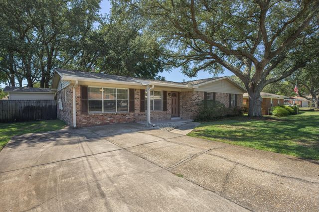 167 Marcia Drive, Mary Esther, FL 32569