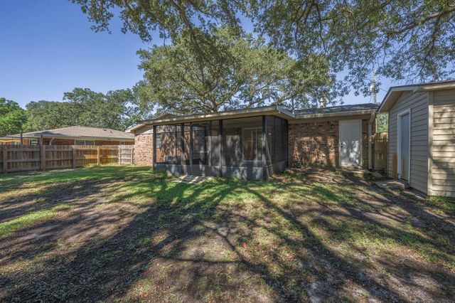 167 Marcia Drive, Mary Esther, FL 32569