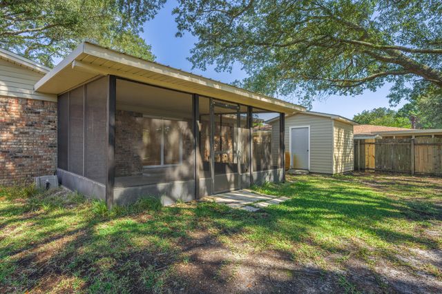 167 Marcia Drive, Mary Esther, FL 32569