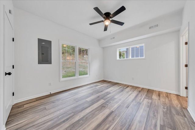 215 Harrison AVE, Roanoke, VA 24016