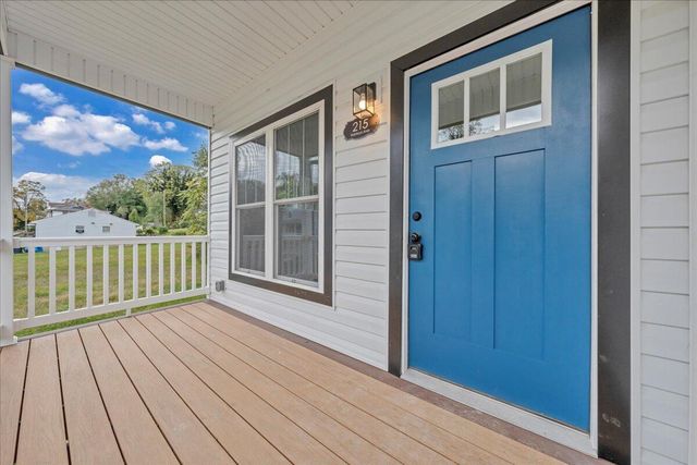 215 Harrison AVE, Roanoke, VA 24016