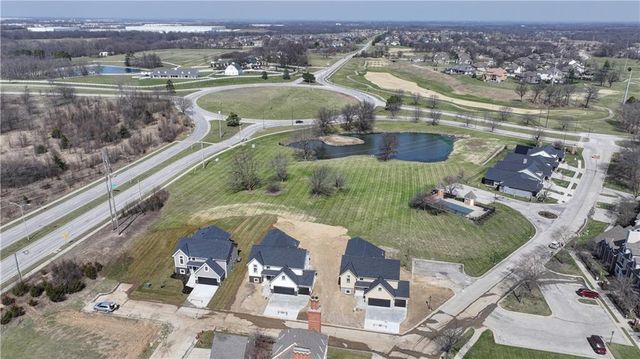 6410 NW 98th Street, Kansas City, MO 64153