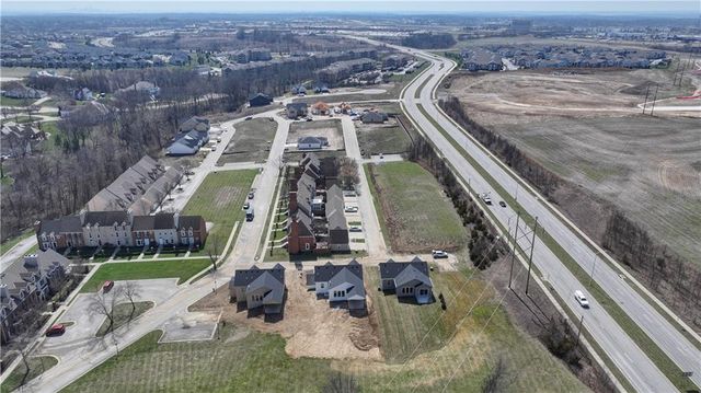 6410 NW 98th Street, Kansas City, MO 64153