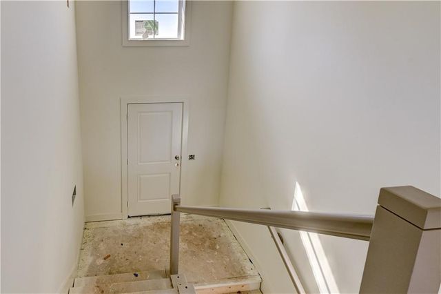 6410 NW 98th Street, Kansas City, MO 64153