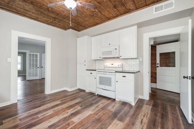 680 E Winningkoff Road E, Lucas, TX 75002