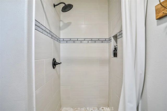 24833 Matterhorn Court, Crestline, CA 92325