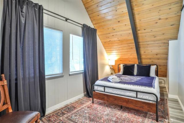 24833 Matterhorn Court, Crestline, CA 92325