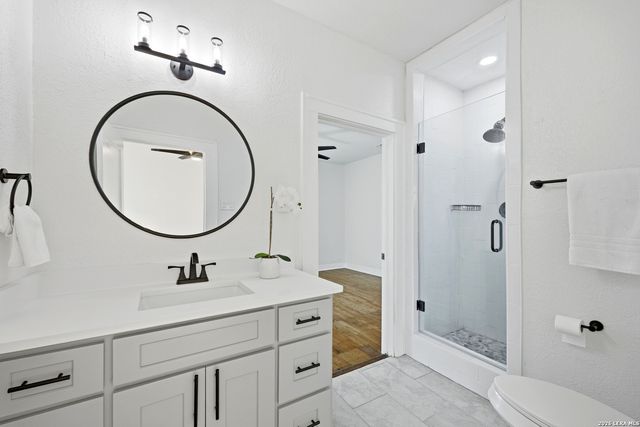 2035 W Summit, San Antonio, TX 78201