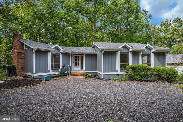 216 WAKEFIELD DR, Locust Grove, VA 22508