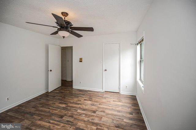 216 WAKEFIELD DR, Locust Grove, VA 22508