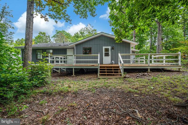 216 WAKEFIELD DR, Locust Grove, VA 22508