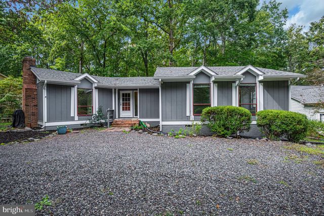 216 WAKEFIELD DR, Locust Grove, VA 22508
