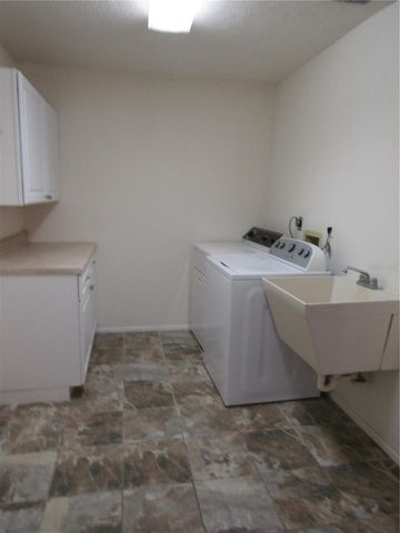 1608 LILLIPUT COURT, Venice, FL 34293