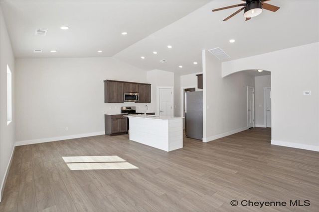 5810 ALEX RANCH RD, Cheyenne, WY 82007