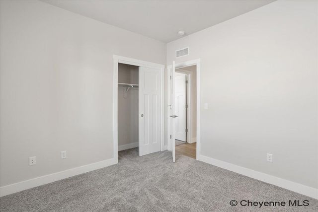 5810 ALEX RANCH RD, Cheyenne, WY 82007