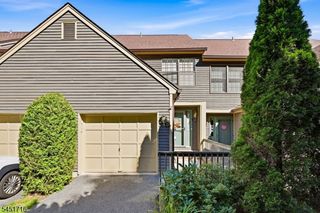48 Beacon Hill Rd D, West Milford Twp., NJ 07480