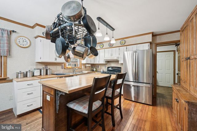 719 MARNE HWY, Hainesport, NJ 08036