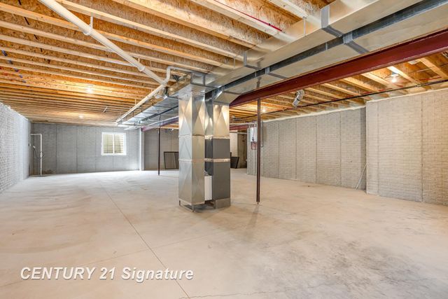 23 E Grove Court, Freeland, MI 48623