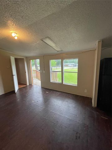 39 County Road 4020, Dayton, TX 77535