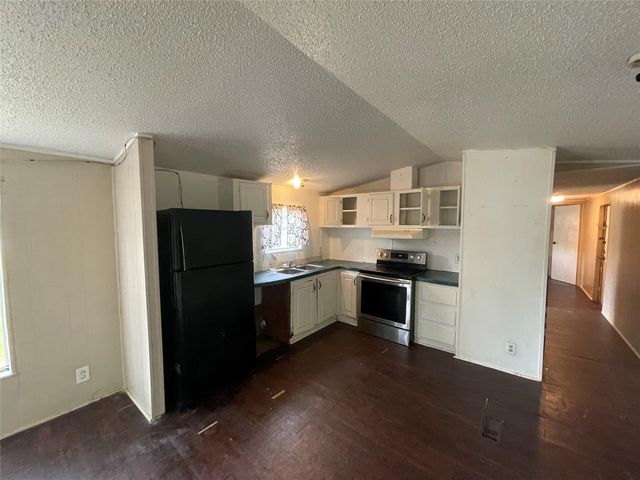 39 County Road 4020, Dayton, TX 77535