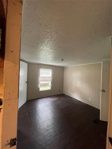 39 County Road 4020, Dayton, TX 77535