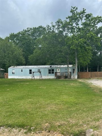 39 County Road 4020, Dayton, TX 77535