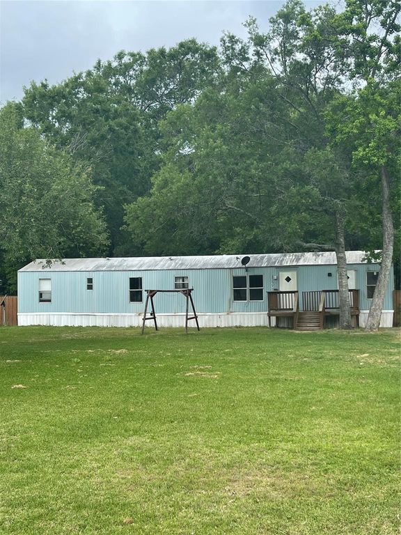 39 County Road 4020, Dayton, TX 77535