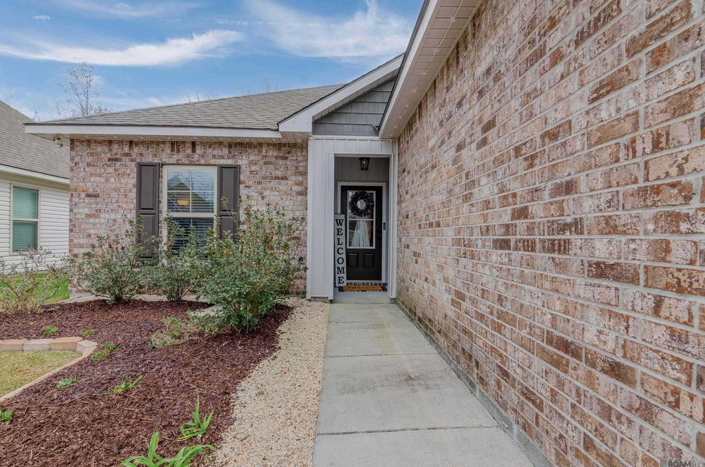 18064 Terraceside Dr, Prairieville, LA 70769