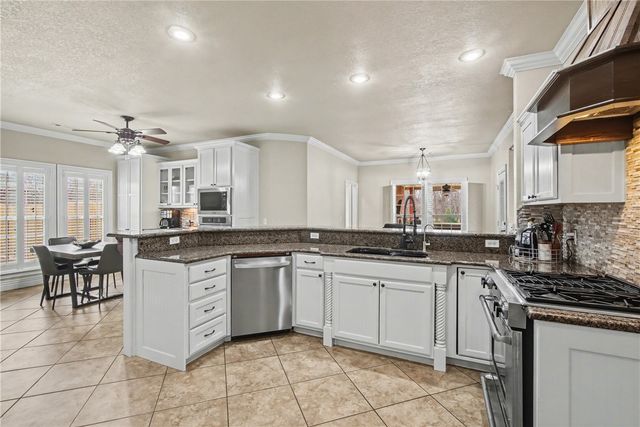 6863 Freedom Place, Springdale, AR 72762