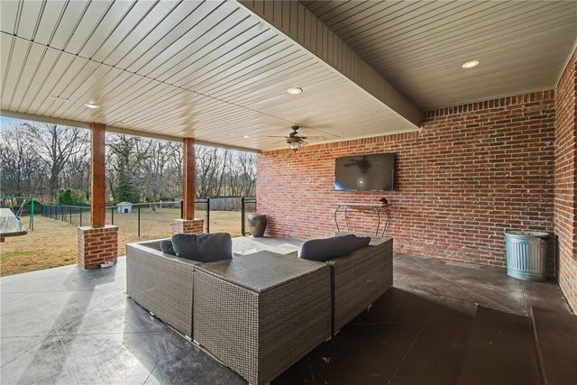 6863 Freedom Place, Springdale, AR 72762