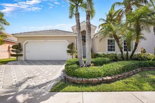 1045 Cedar Falls Dr 0, Weston, FL 33327