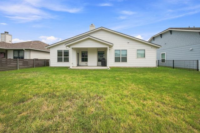 112 Dax DR, Liberty Hill, TX 78642