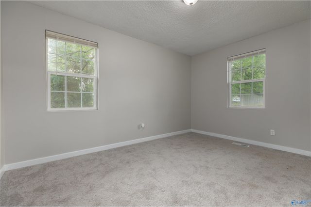 126 Helena Drive, Huntsville, AL 35811