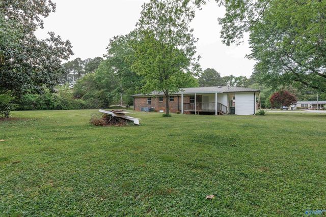 126 Helena Drive, Huntsville, AL 35811