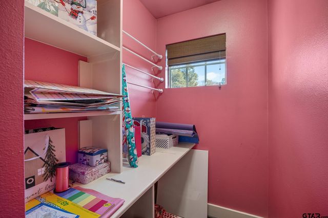 7107 Butterfly Creek, Tyler, TX 75703