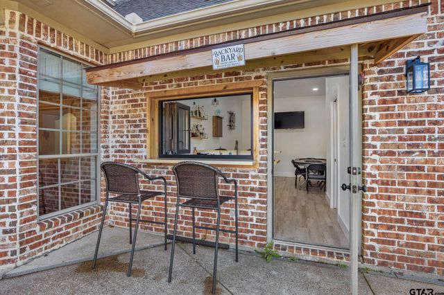 7107 Butterfly Creek, Tyler, TX 75703