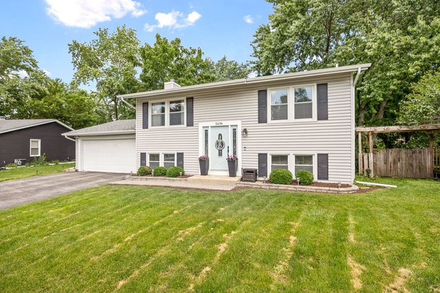 2434 Oakdale Court, Aurora, IL 60504